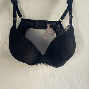 40C Lace Victoria’s Secret Push Up Bra